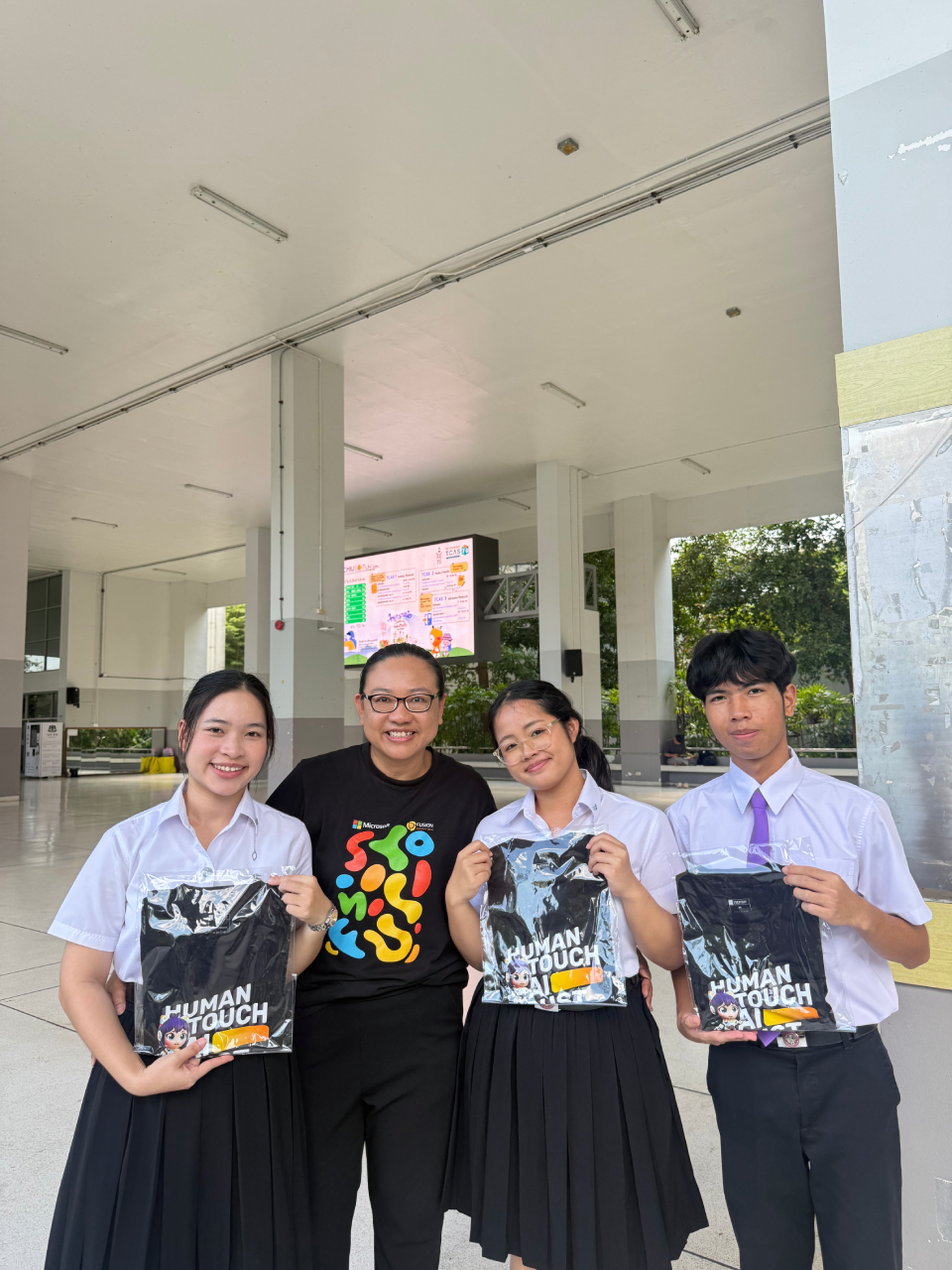 Chiang Mai University Students with Fusion Solution